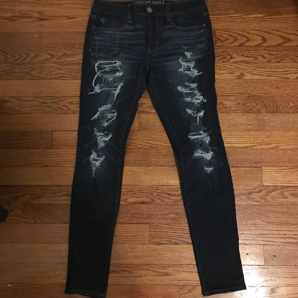 American eagle ripped jeans